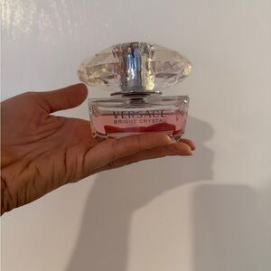 Versace Bright Crystal - Clear Faceted Cap with Pink Liquid